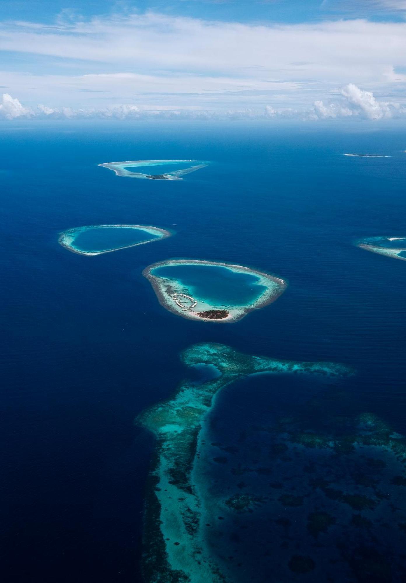Diamonds Athuruga Maldives Resort & Spa Экстерьер фото