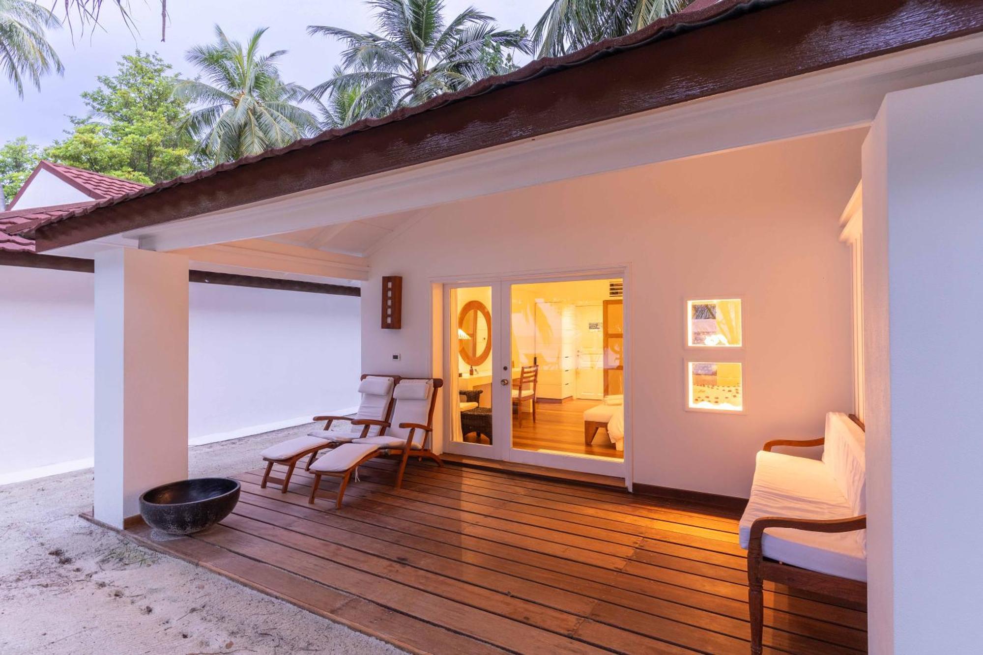 Diamonds Athuruga Maldives Resort & Spa Экстерьер фото