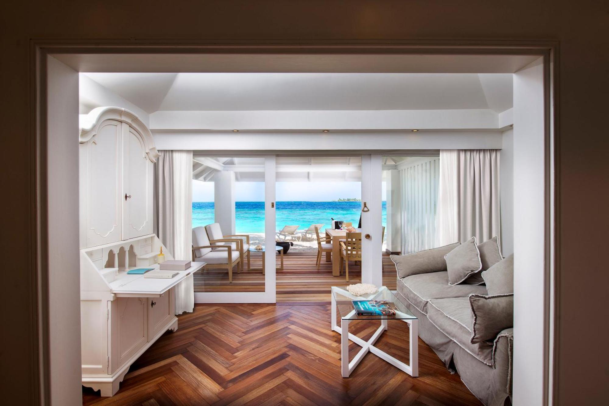 Diamonds Athuruga Maldives Resort & Spa Экстерьер фото
